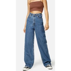 Levi’s high loose wide leg 90s Jean ribcage big E